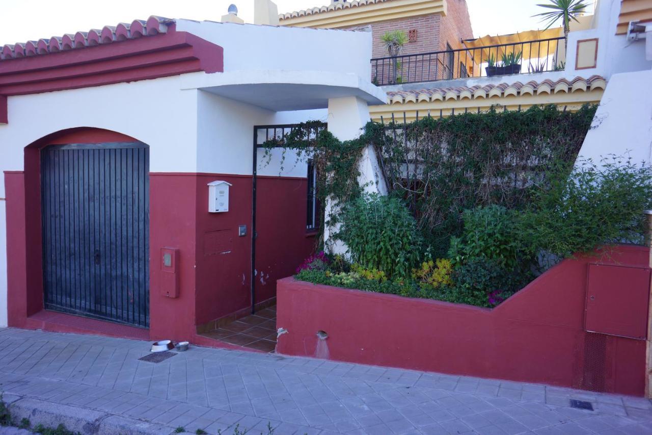 Comfortable Single Bluing Room B&B Гранада Екстериор снимка