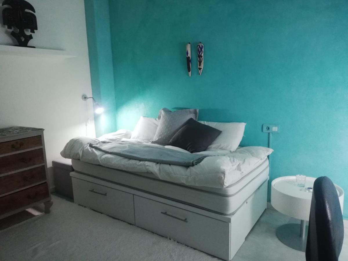 Comfortable Single Bluing Room B&B Гранада Екстериор снимка