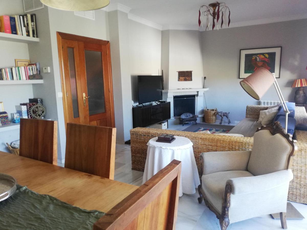 Comfortable Single Bluing Room B&B Гранада Екстериор снимка